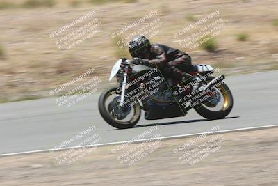 media/Apr-20-2025-AHRMA (Sun) [[393a79c373]]/Race/Group 4/Turn 4b/